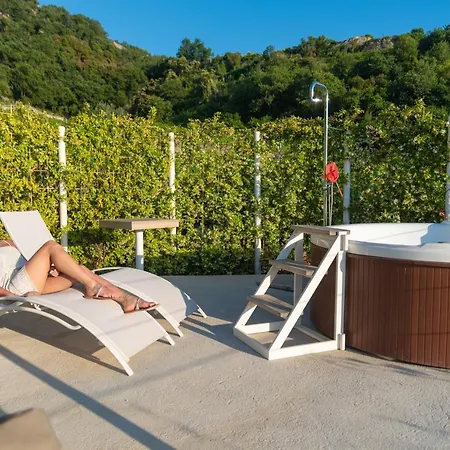 Tenuta C'est La Vie 2* Forio di Ischia