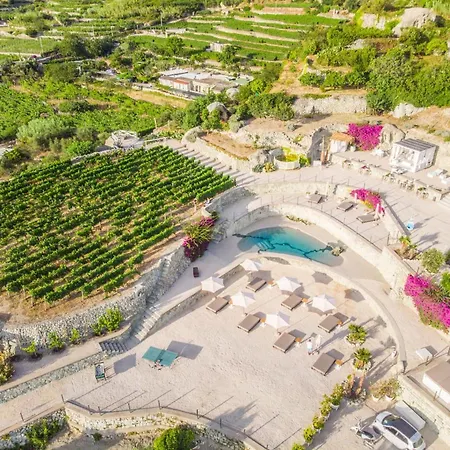 Tenuta C'est La Vie Semesteranläggning (resort)