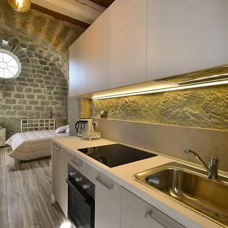 Tenuta C'est La Vie 2*