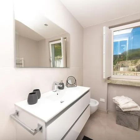 Tenuta C'est La Vie Semesteranläggning (resort) 2*